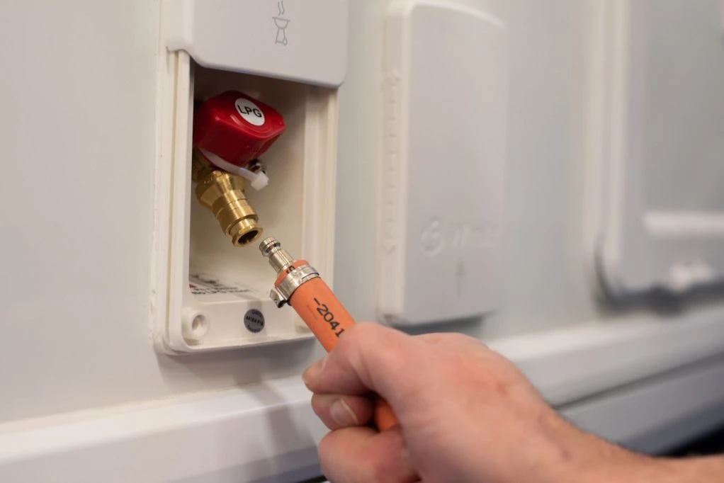 Cadac 1.5m BBQ Point & Hose Kit QR 4 Cadac 1.5m BBQ Point & Hose Kit QR - Image 4