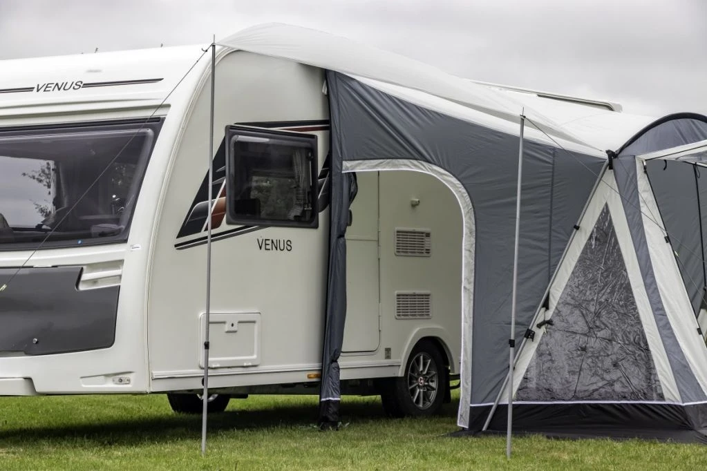 Sunncamp Swift Deluxe 220 SC Caravan Awning 9 Sunncamp Swift Deluxe 220 SC Caravan Awning - Image 9